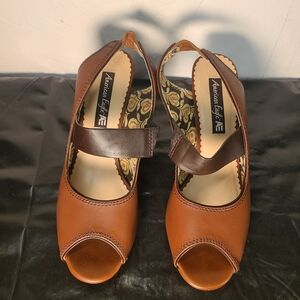 American Eagle Outfitters Brown Peep Toe Pumps Adjustable Strap Comfort 8.5